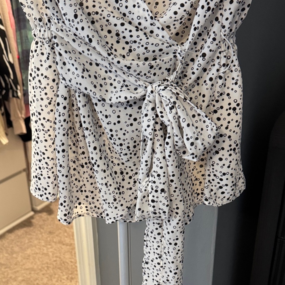 White and Black Dotted Wrap Blouse - Picture 3 of 5
